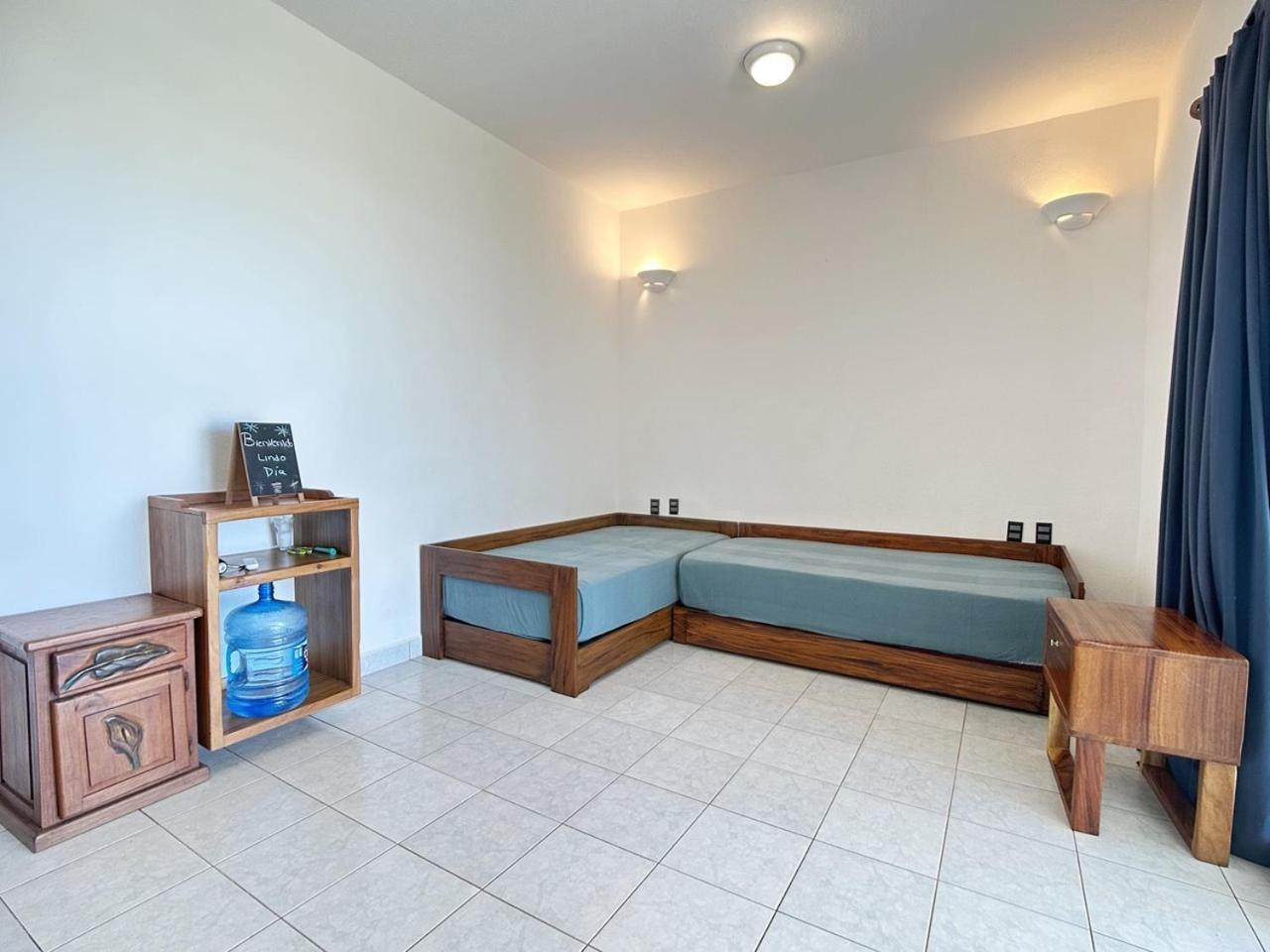 Hotel Tres Santos Тронконес Екстериор снимка